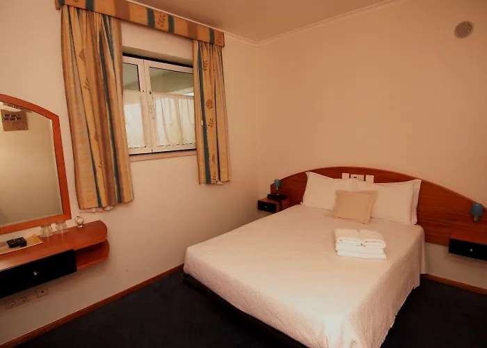 Pensión Albergaria Pedra D'ouro